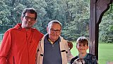 &Uuml;bergabe des Pokals - Treffen mit Partnerverein Kehrig 2024 in Euskirchen